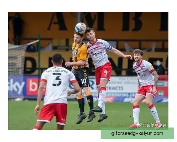 英超卢顿转会窗表现稳健，持续增强竞争力